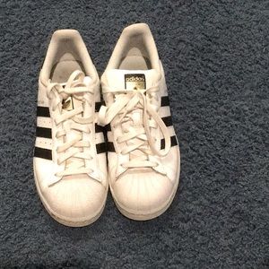 Adidas black and white size 8